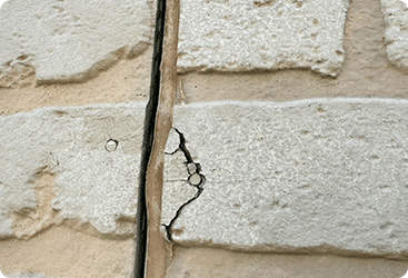 外壁のひび割れ