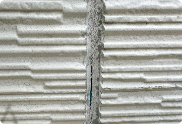 コーキングの割れ