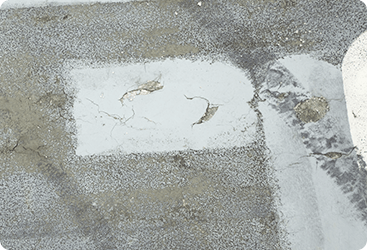 ベランダ防水のひび割れ